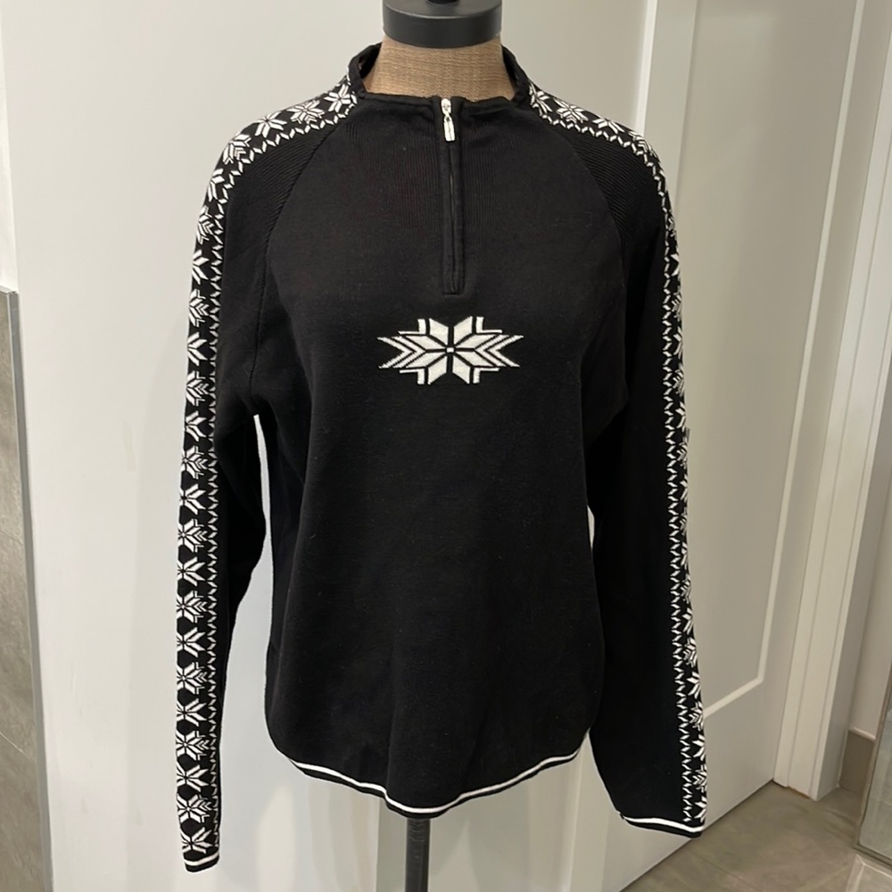 Ski Sweater Size XL half zip